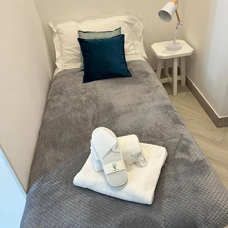 Appartement Trevi 88 *